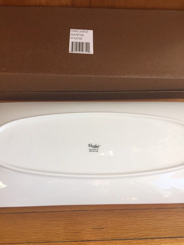 Brand new! Gorgeous white platter dans Vaisselle et articles de cuisine  à Ville de Montréal - Image 4