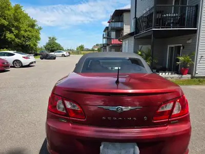 Je vends mon Sebring 2008 décapotable. Frein avant fait cette semaine. Voiture bien entretenu et tou...