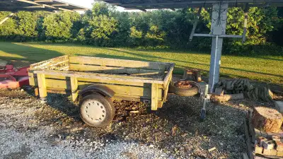 This is a 4 x 8 utility trailer, perfect for hauling your gear and tackling those DIY projects aroun...