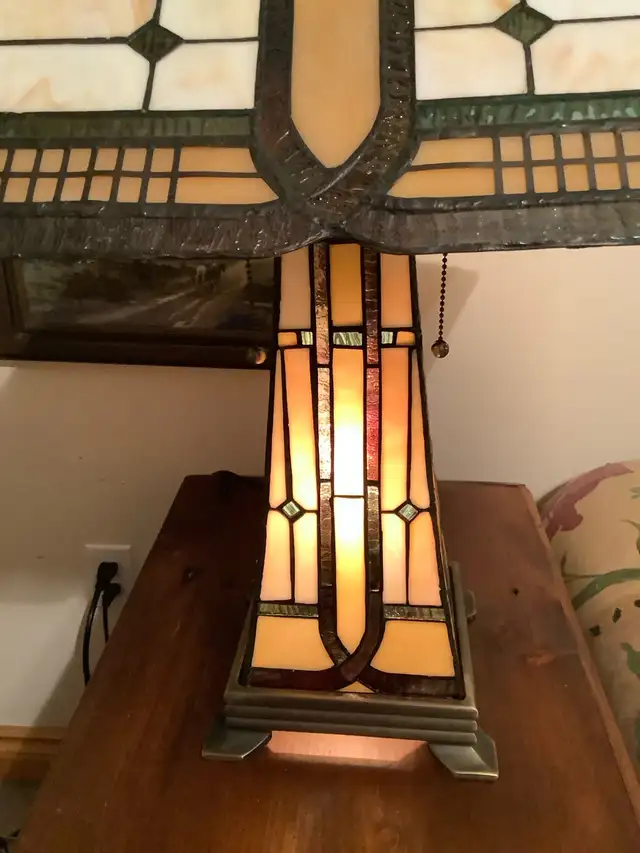 Double Lit Mission Style Stained Glass Tri-Light Table Lamp | Indoor ...