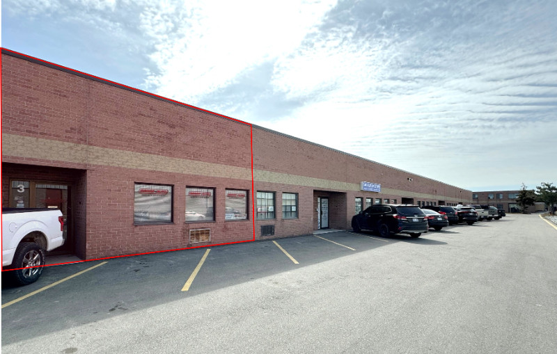 Automotive Property in Milton - Car Sales License Possible!!! in Commercial & Office Space for Sale in Oakville / Halton Region