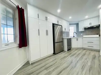 1.5 Bedroom Walkout Legal Basement Apartment: (Ravine Lot)