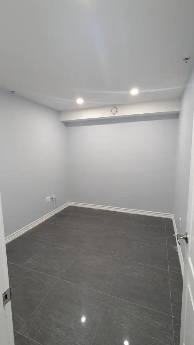 BEST PRICE LUXURY OFFICE FOR RENT & LEASE *PRIME LOCATION* in Commercial & Office Space for Rent in Mississauga / Peel Region - Image 4