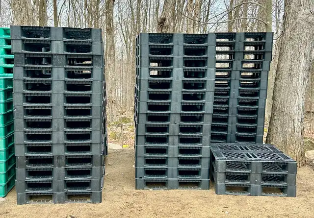 Palette en PLASTIQUE HD in Outdoor Tools & Storage in West Island - Image 6