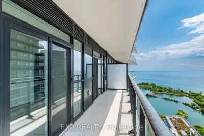 1 Bed + Den Mimico