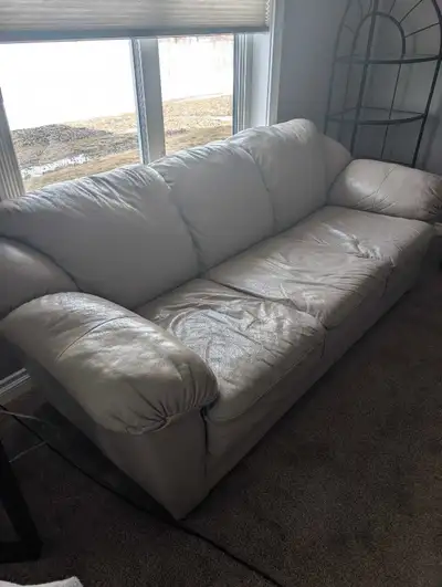 I'm selling a furniture set including a sofa, loveseat, chair $700, TV stand $75, and Sony TV $100,...