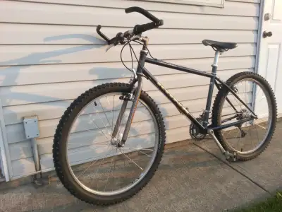Kona Lava Dome Race Light with Brand New Continental Mountain King Tires Bike only weighs 25 Lbs To...