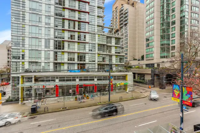 Furnished Downtown Studio - Utilities + WiFi Incl - Pool & Gym in Long Term Rentals in Vancouver - Image 20