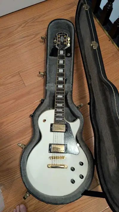 (Sell or Trade) Epiphone Les Paul Custom , View more