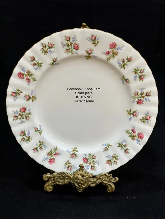 Royal Albert Winsome dishes, tea cups, two tiered cake plate in Kitchen & Dining Wares in Guelph - Image 11