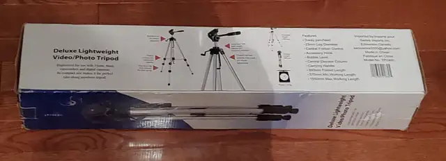 New Deluxe Lightweight Video/ Photo Tripod in General Electronics in City of Toronto - Image 4