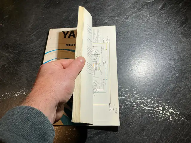 1972 Yamaha R5-C Service Manual R5C 350 Street Motorcycle in Non-fiction in Parksville / Qualicum Beach - Image 5