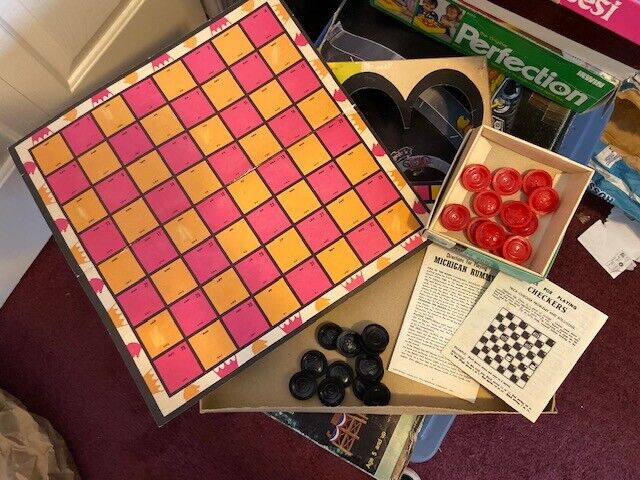 Vintage Checkers and Michigan Rummy board game– jim in Toys & Games in Owen Sound - Image 3