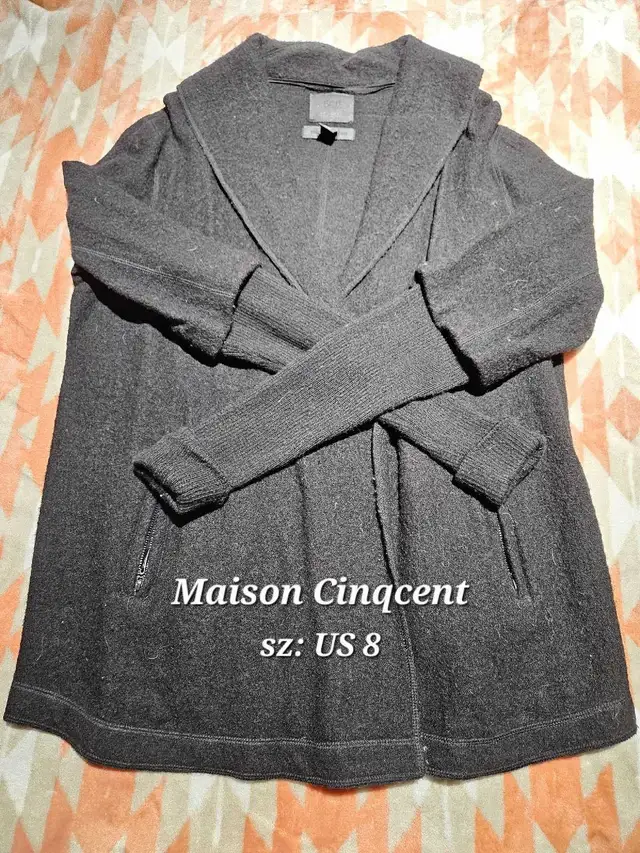 Blazers & outerwear in Women's - Tops & Outerwear in Edmonton - Image 6