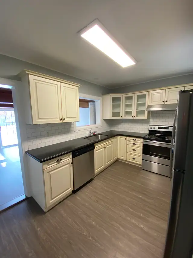 2 Bedroom Apt. For Rent (by Owner)