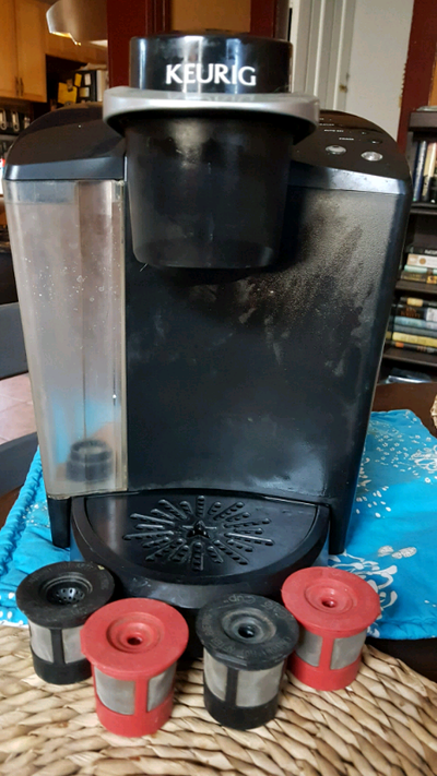Keurig B40 Single Cup Brewing System Breville 30 K Cup Carousel 4K Cup Reusable Baskets