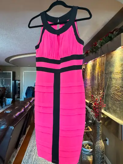 Ladies size 10 sleeveless pink with black trim dress by Laura, View more