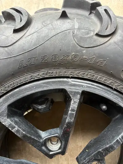 28 inch max zilla’s on Can-Am wheels low kilometres tires are like Brand new shape with one spare fr...