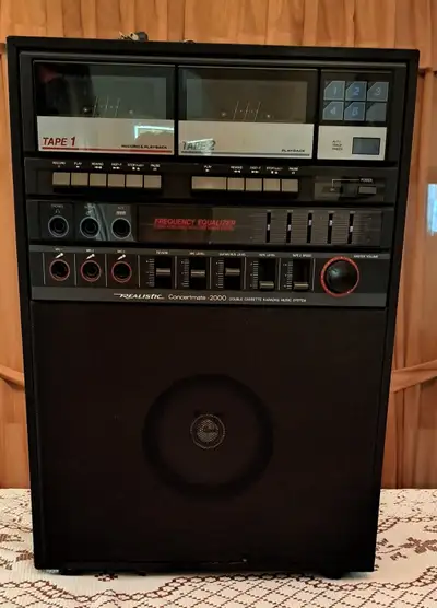 Karaoke PA System (Realistic Concertmate 2000) -Is an Excellent Amplifier -Has Great Sound -Has Jack...