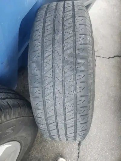 4 pneus d'été hercule terra trac bon pour 2 ou 3 été avec mags ford Pattern 5x114.3 Pour camion