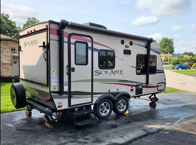 2014 Palomino 16ft in Travel Trailers & Campers in Renfrew - Image 2