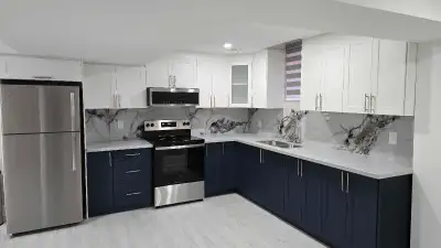 Beautiful legal 2 Bedrooms + 1 Bathroom. Location Bramalea and Bovaird near Civic Hospital RENT $200...