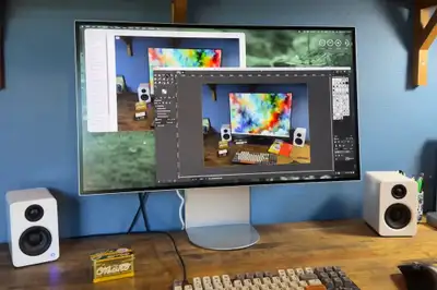 LG 32" 6K Monitor - 60Hz 5ms GTG IPS LED (32U990A-S) - Silver, View more