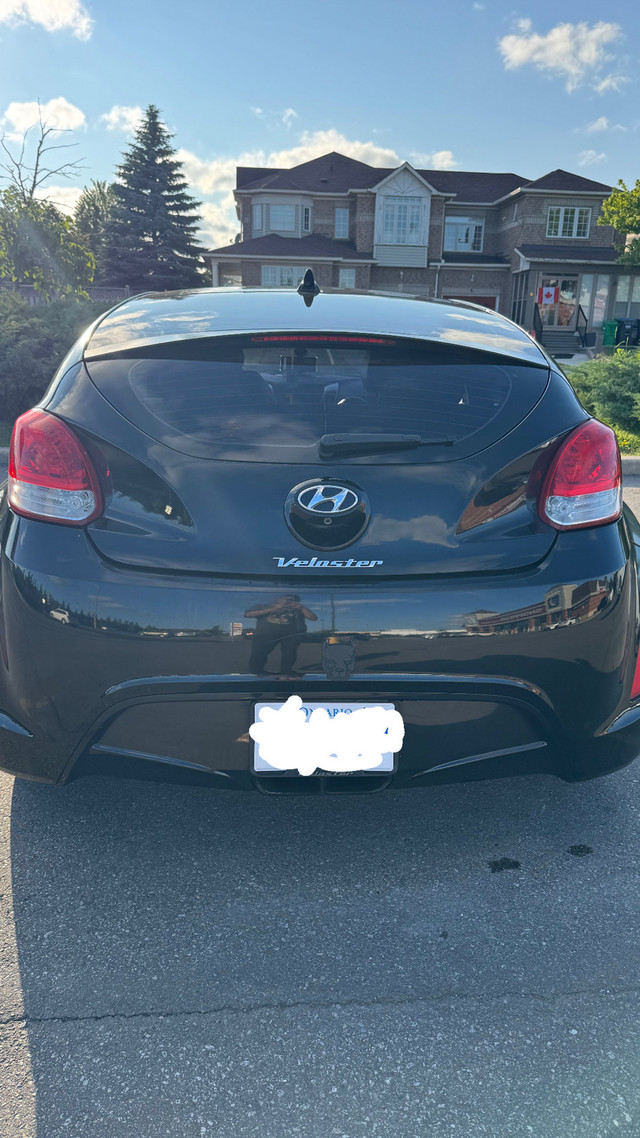 Hyundai veloster 2012 in Cars & Trucks in Mississauga / Peel Region - Image 4