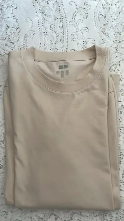 Men’s Full Sleeve Tshirt (Small) UNIQLO , View more
