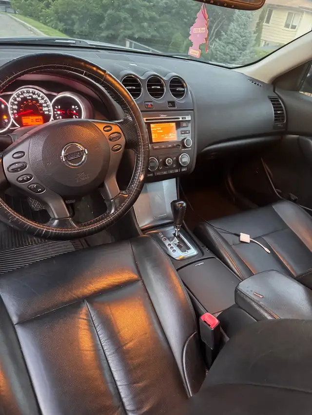 2012 Nissan Altima SL 2.5 in Cars & Trucks in Kitchener / Waterloo - Image 10