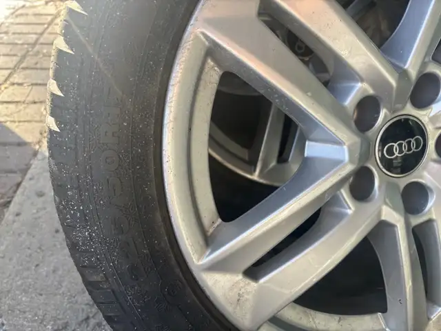 225 50R 17 winter tire with alloy rims from audi A4 in Tires & Rims in Ottawa - Image 5