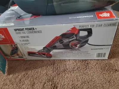 Get your carpets spotless with this Dirt Devil Scorpion Plus handheld vacuum! This powerful little v...