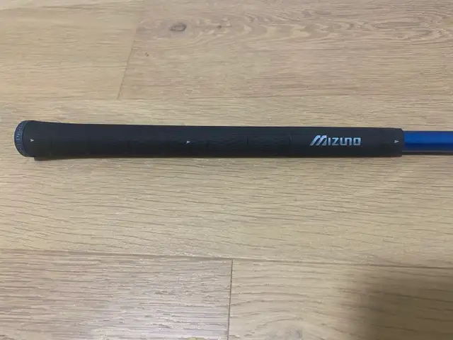 Mizuno Women’s Irons Set in Golf in London - Image 7