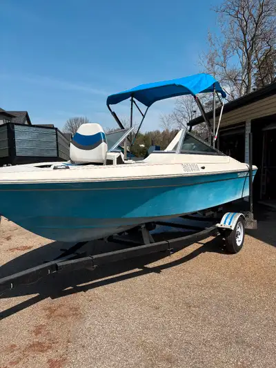 16 foot Grew - bowrider. Great boat seats 3 comfortably with binnin top. Motor is a 40 hp Johnson 2...
