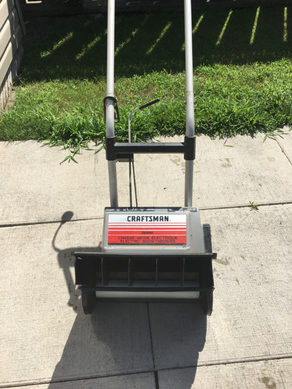 Sears Craftsman Electric Snowthrower in Snowblowers in St. Catharines