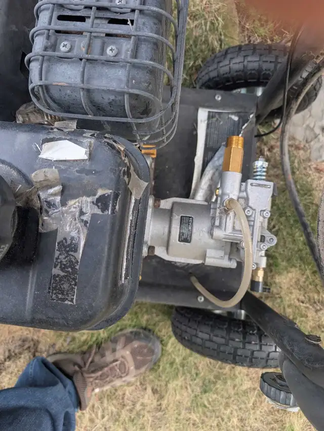 Like new 3200 psi power washer