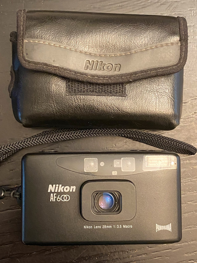 Nikon AF600 ultra compact film camera - as is/for repair/parts