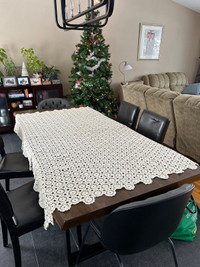 Handmade Crochet TableclothBeautiful handmade design