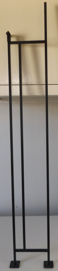 NEW LOT of 4 WROUGHT IRON STAIRWAY BANNISTER RAILINGS 6" x 42"