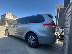 2012 Toyota Sienna LE