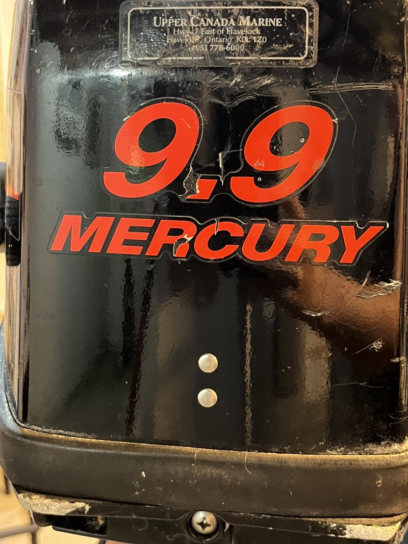 2002 9.9 Mercury outboard engine + gas tank + spare prop Boat Parts