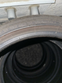 Almost new Pirelli p-zero tires 235/35/19