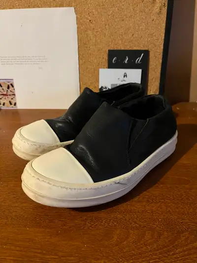 Rick Owens Slip on leather sneakers Marked size 35 Lightly used but plenty of life in them No box