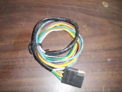 4 pin female