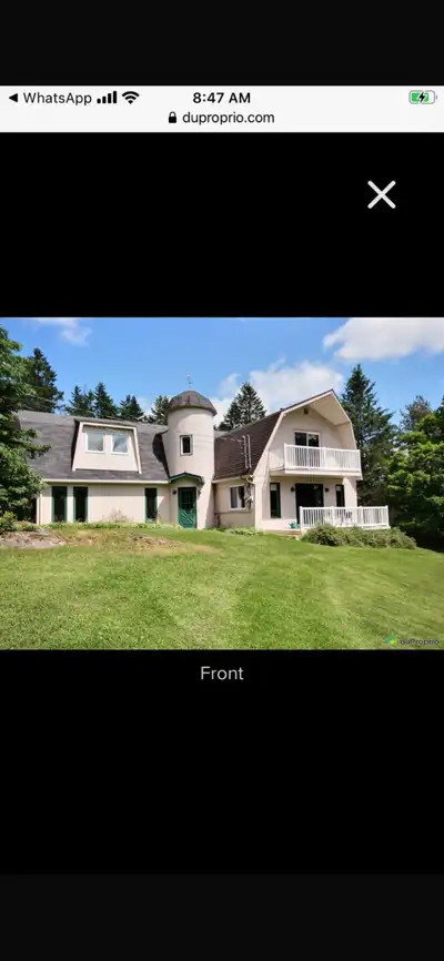 Superbe maison à louer, 10 minutes du centre-ville de Sherbrooke
