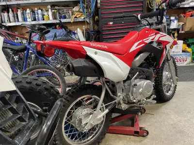 2021 CRF 110 in mint shap low hours still nubs on the tiers