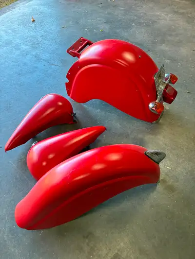 Gilroy Indian chief set of tins. Fuel tank Front and rear fenders 1000 Pick up in sylvan lake
