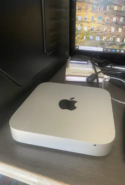 Selling a Mac Mini i5/8GB Ram/1 TB SSD Model: 2014 end everything work fine and recently updated.