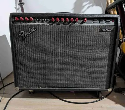 Fender Red Knob The Twin, View more