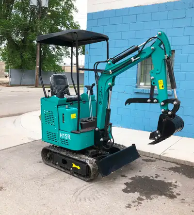 Mini Excavator 13.5 HP with bucket and thumb AGT 2025 - 13.5 HP Gas Engine - Pilot Control (Joystick...